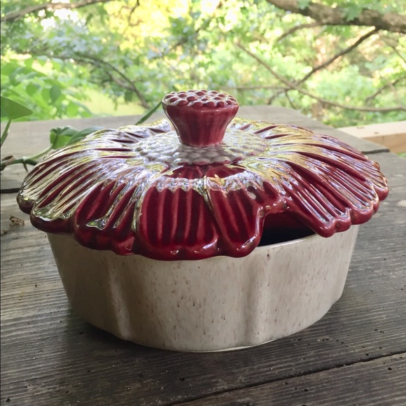 MCM Valley Vista California Server Red Floral Lid - Picture 9 of 9